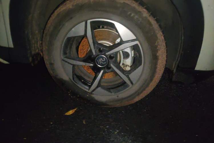 Used BYD Yuan UP 2024 401KM Beyond Edition Right Front Wheel Hub