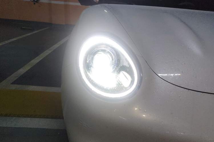 Used ORA Good Cat 2024 401 km Luxury Version
