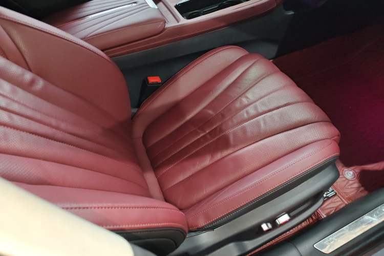 Used Hongqi H5 2023 2.0T Automatic Smart Connect Flagship Edition
