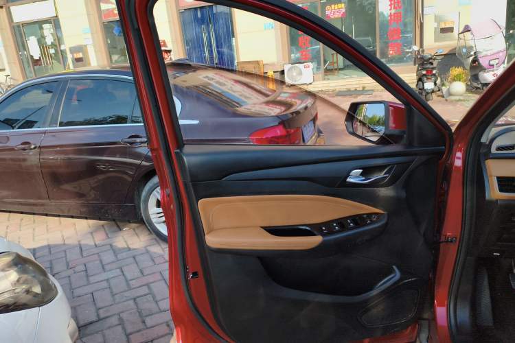 Used Wuling Hongguang S3 2018 1.5L Manual Luxury Model China V Standard