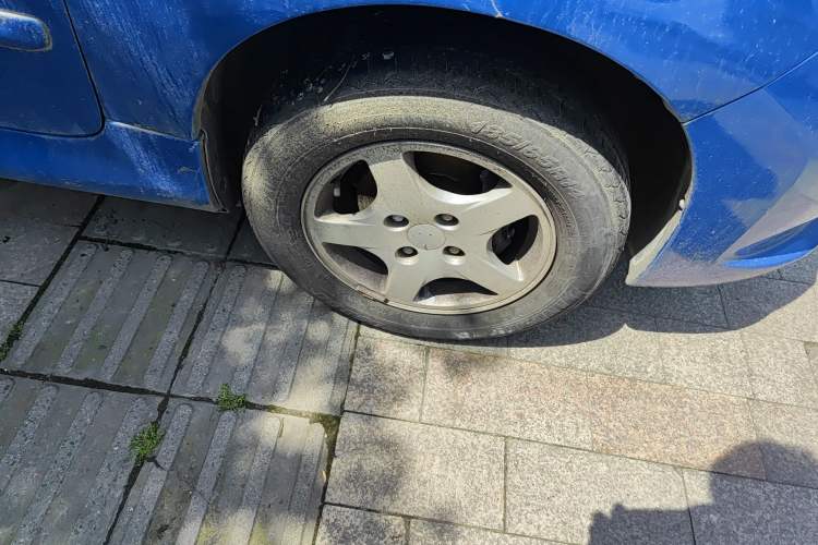 Used Peugeot 207 2011 Sedan 1.4L Manual Yule Edition