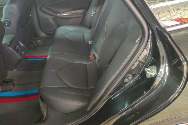 Used Toyota Avalon 2023 2.0L Luxury Edition Left Rear Seat