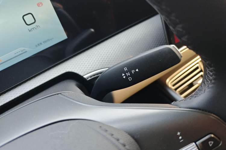 Used BYD Song Pro New Energy 2026 Model DM-i 133KM Progressive Version Gear Lever