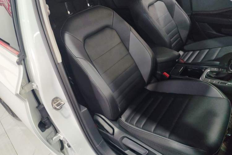 Used Volkswagen Sagitar 2020 200TSI DSG Comfort Version China VI Standard Right Front Seat