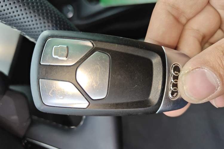 Used Audi A4L 2017 45 TFSI quattro Sport Edition
