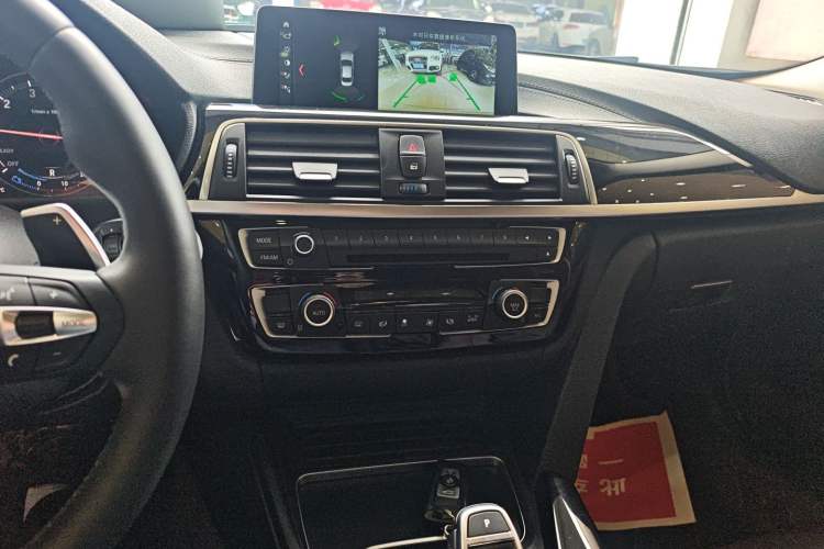 Used BMW 3 Series 2018 320Li Leading Model M Sport Package
