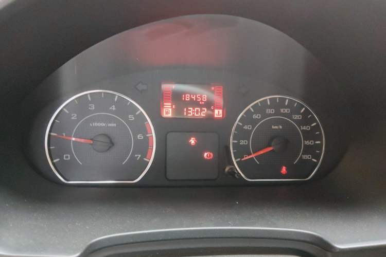 Used Wuling Hongguang V 2019 1.5L Jingqu Version China VI LAR