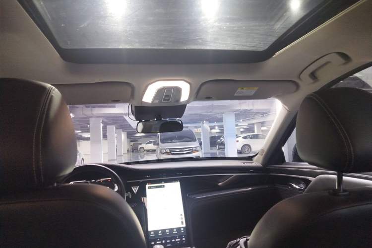 Used Venucia Star 2021 260T Automatic 48V Mild Hybrid Turbocharged Star Achieve Edition
