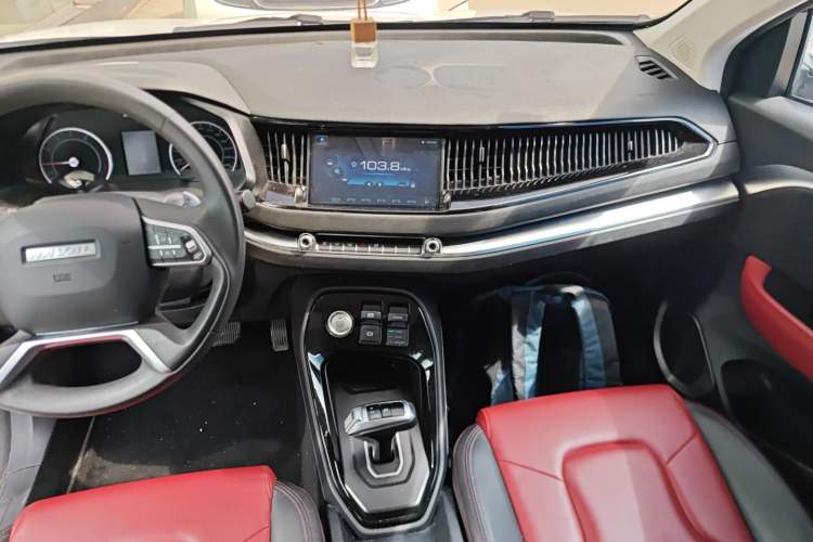 Used Haval H2s 2017 Blue Label 1.5T Dual-Clutch Comfort Model Audio And AC Panel