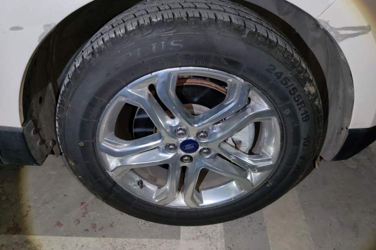 Used Ford Edge 2016 EcoBoost 245 Four-Wheel Drive Titanium Edition 7-Seater