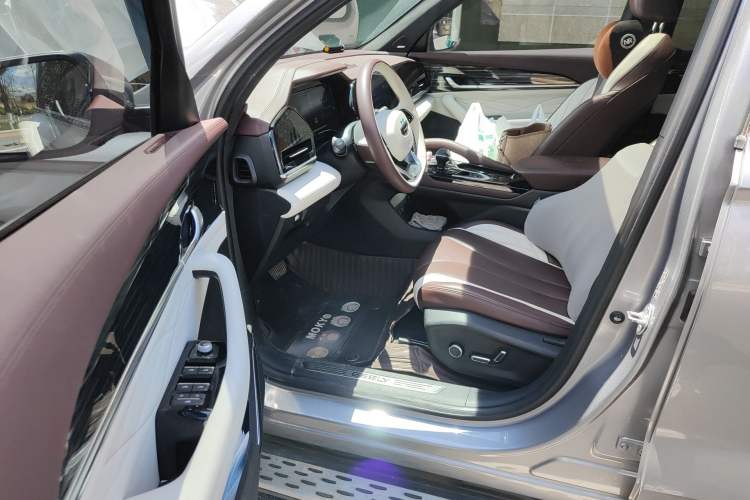 Used Geely Auto Monjaro L 2021 2.0TD DCT EVO Two-Wheel Drive Smart Luxury Version Driver Seat