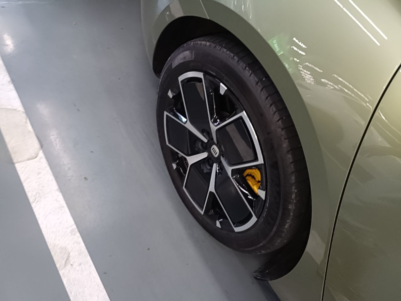 Xiaomi Auto SU7 2024 Four-Wheel Drive Ultra-Long Range Advanced Intelligent Driving Max Edition — снимка 11