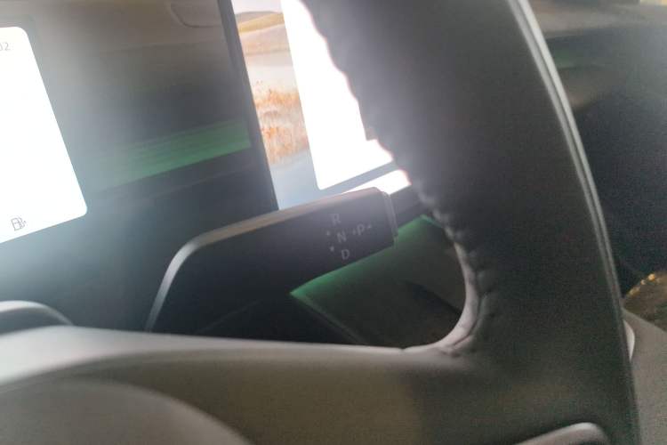 Used Nissan N6 2026 Model 180 Max Gear Lever