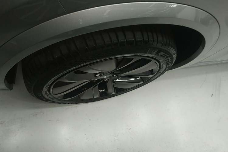 Used Li Auto L9 2022 Max model
