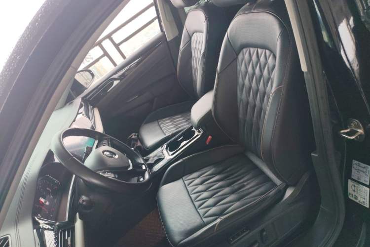 Used Volkswagen Passat 2020 330TSI Luxury Edition China VI Left Front Seat