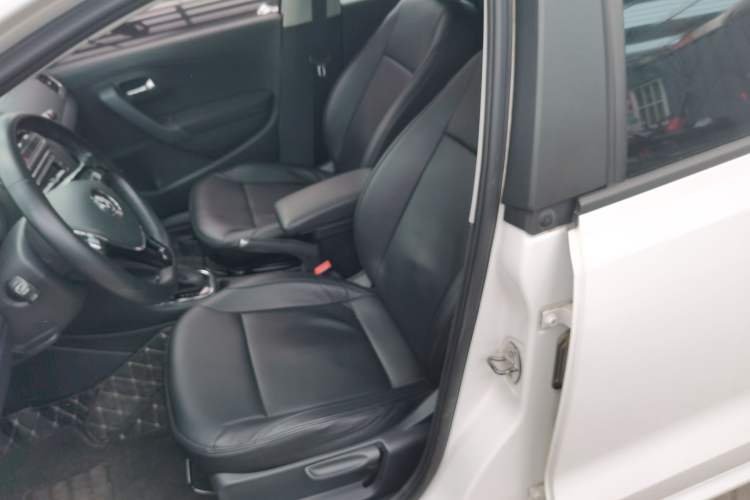 Used Volkswagen Polo 2016 1.6L Automatic Comfort Model Left Front Seat