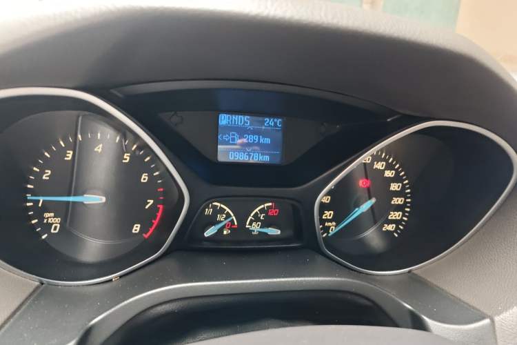 Used Ford Focus 2012 Hatchback 1.6L Automatic Fashion Edition
