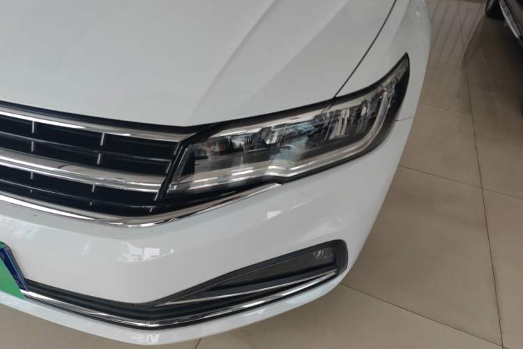 Used Volkswagen Bora 2019 1.5L Automatic Comfort Model Left Front Headlight