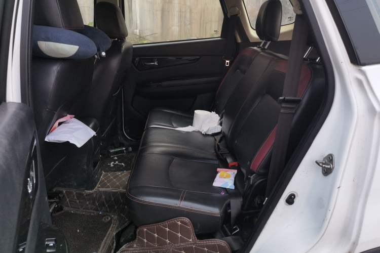 Used HYOSOW S3 2016 1.5L Manual Luxury Edition China IV Emission Standard
