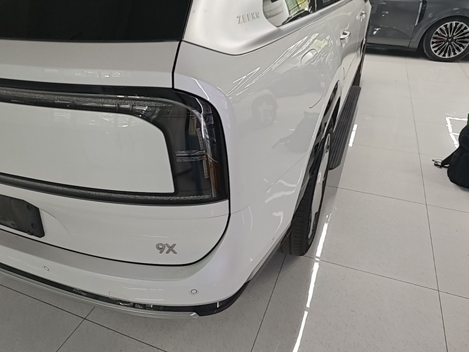 Zeekr 9X 2025 Ultra Edition 70kWh — снимка 9