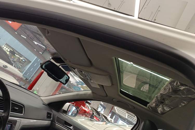 Used Volkswagen Lavida 2015 230TSI DSG Comfort Edition