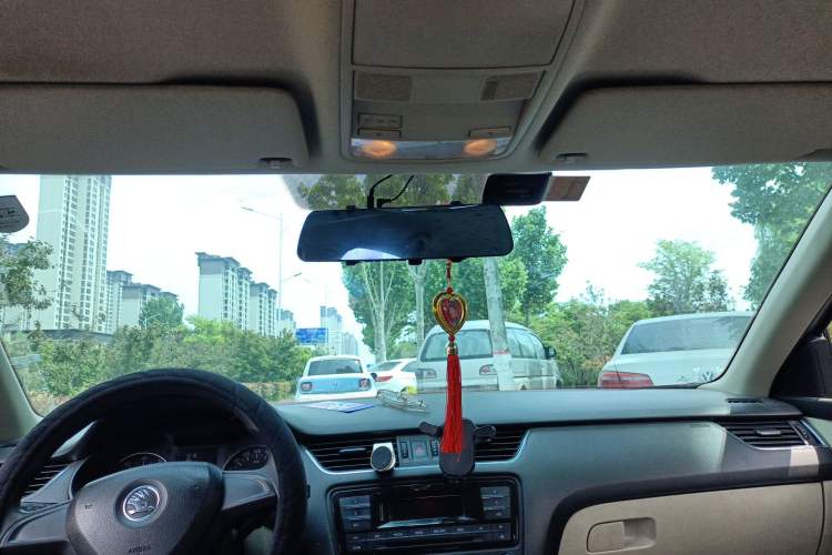 Used Skoda Octavia 2015 1.6L Automatic Yijie Edition