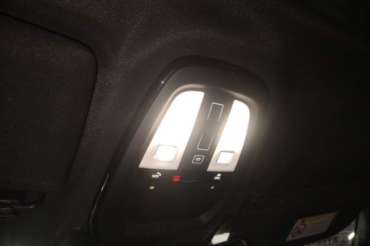 Used Volvo S90 New Energy 2022 T8 eDrive Hybrid Luxury Edition