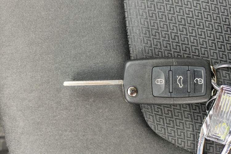 Used Volkswagen Santana 2013 1.6L Automatic Fashion Edition