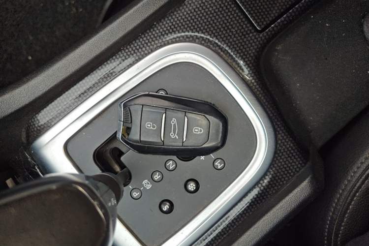 Used Citroen C4L 2015 1.2T Automatic Prestige Edition
