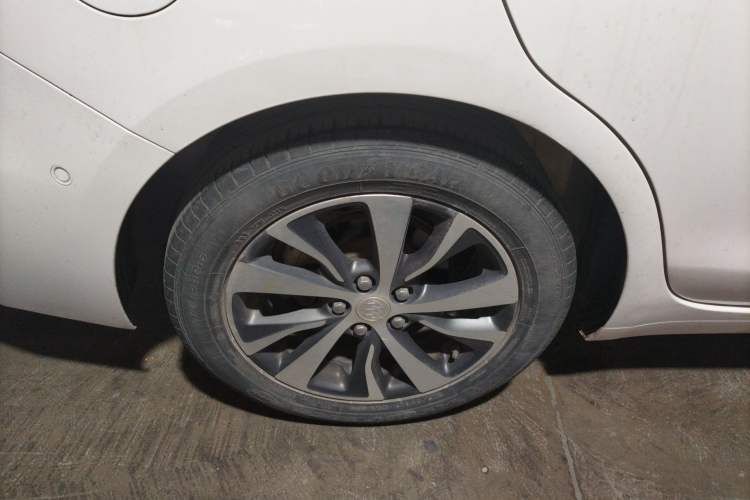 Used Buick Excelle GX 2018 18T Automatic Flagship Model