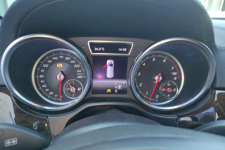 Used Mercedes-Benz GLS 2018 Refreshed GLS 400 4MATIC Dynamic Edition Instrument Cluster