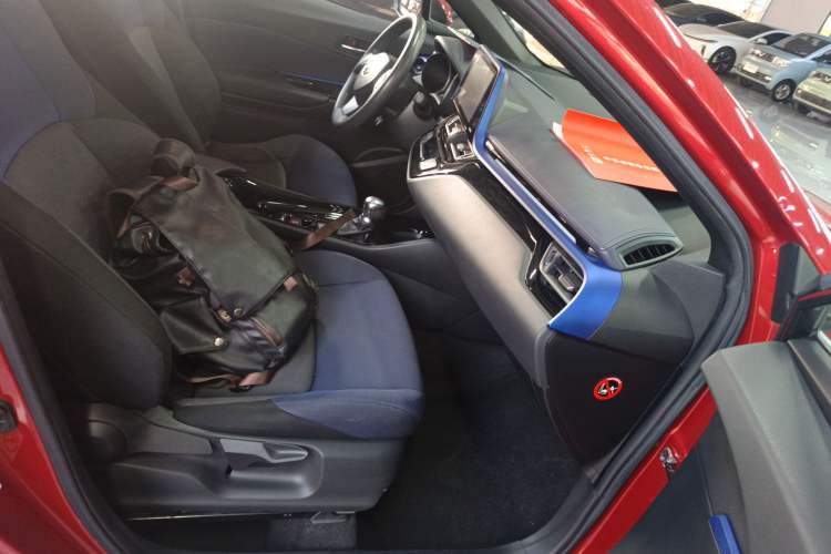 Used Toyota C-HR 2018 2.0L Leading Edition China V-standard