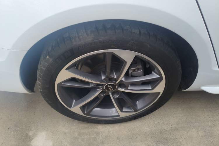 Used Audi A4L 2024 40 TFSI Fashion Dynamic Model