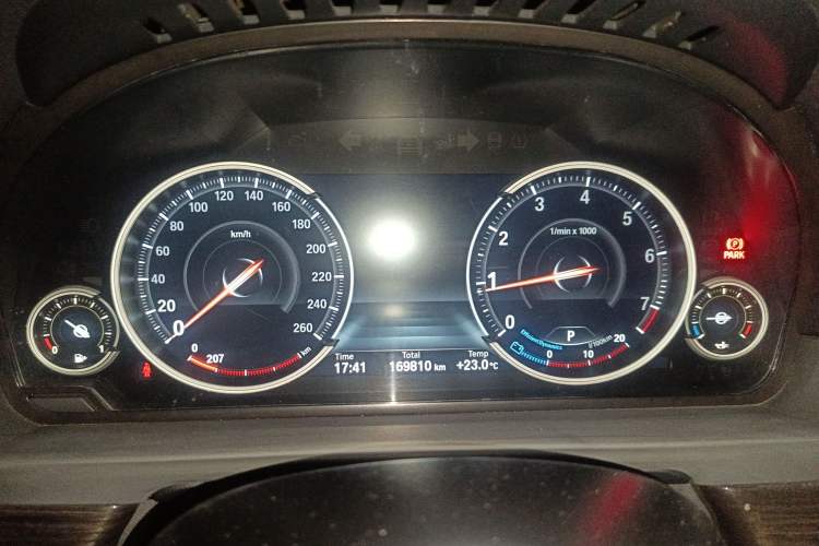 Used BMW 5 Series 2014 525Li Luxury Design Package
