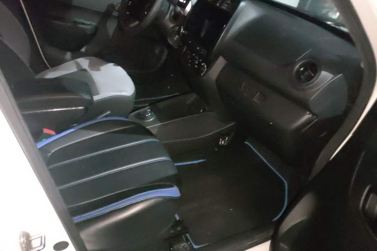 Used Renault E-Nuo 2019 e-Q model
