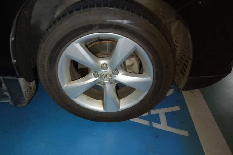 Used Lexus RX Classic 2012 270 Elegant Edition
