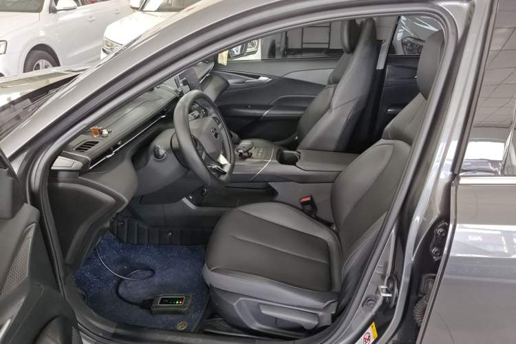 Used CHANGAN Eado 2025 Blue Whale 1.5T 500Bar Prestige Model
