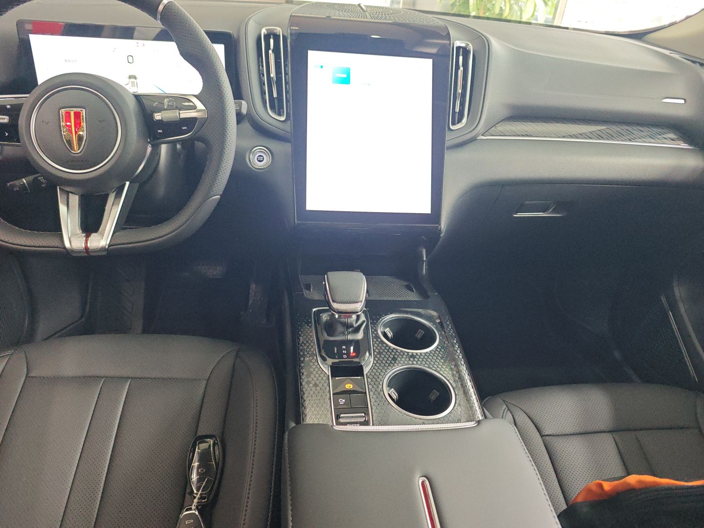 Hongqi HS3 PHEV 2024 PHEV 115km Jingwei Edition — снимка 15