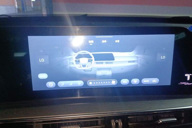 Used Chery Tiggo 8 PRO 2024 Champion Edition 390T Two-Wheel Drive Aoshi Version 5 Seats