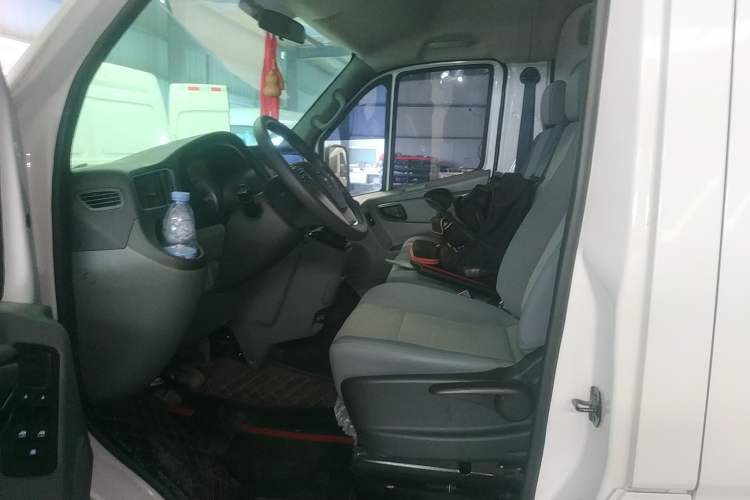 Used Foton Toano 2021 2.0T Manual Tongtu Short Wheelbase Mid-Height 5/6-Seater 4F20TC3
