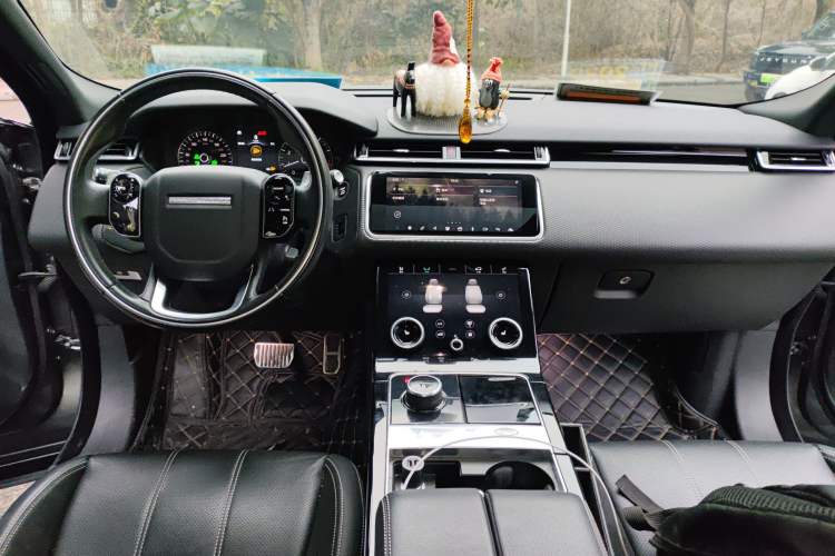 Used Land Rover Range Rover Velar 2018 P300 R-DYNAMIC S
