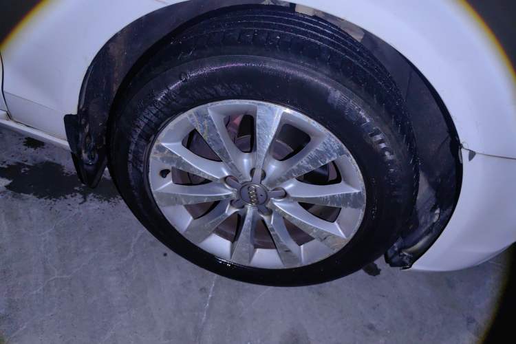 Used Audi A6L 2014 TFSI Standard Model Right Front Wheel Hub