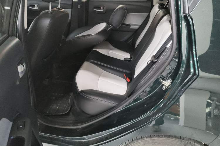 Used CHANGAN OSHAN Benni E-Star 2021 National Edition Xin Yue Version Lithium Iron Phosphate (31.86 kWh) Left Rear Seat