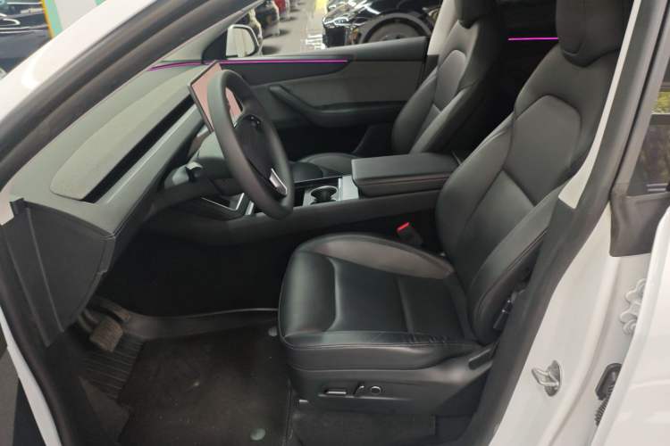 Used Tesla Model Y 2025 Rear-Wheel-Drive Version Left Front Seat