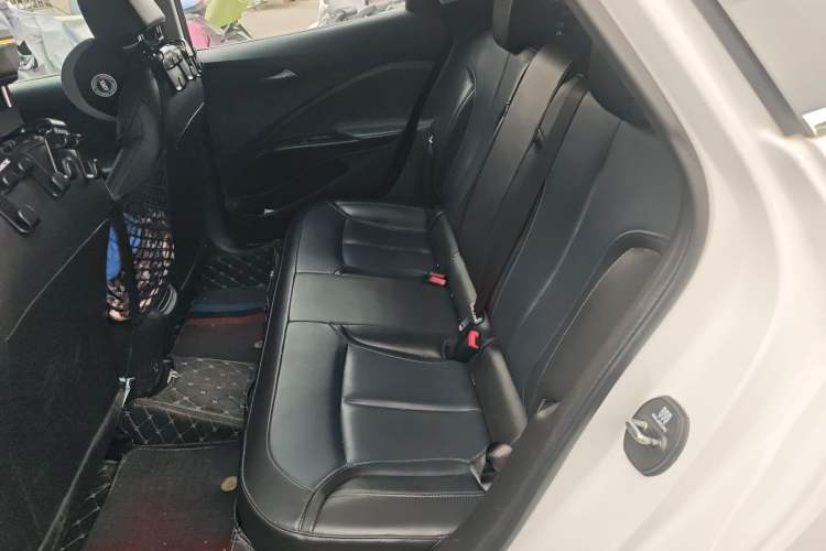 Used Buick Velite 6 2020 Plug-in Hybrid Connected Fashion Model
