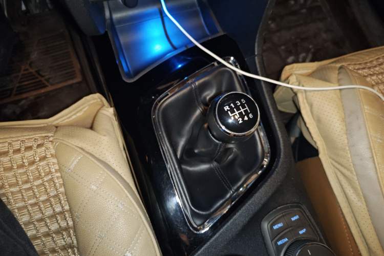 Used Soueast DX7 2016 1.5T Manual Triumph Edition
