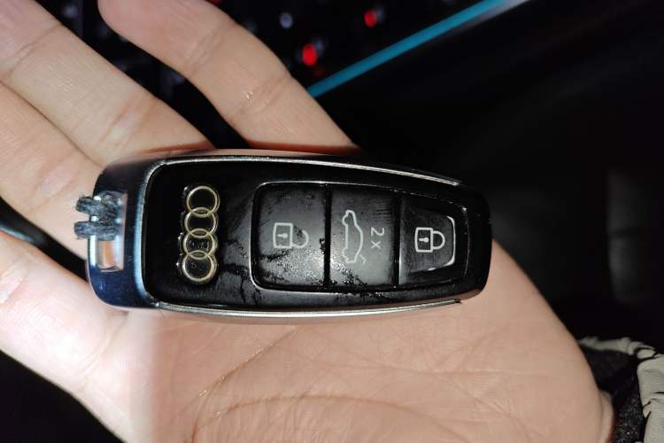 Used Audi e-tron 2019 55 quattro Technology Edition