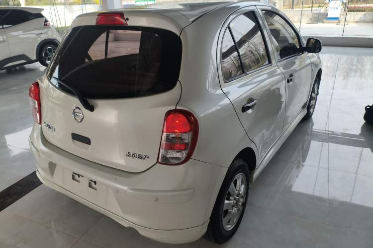 Used Nissan March 2010 1.5L Automatic Easy-Style Version