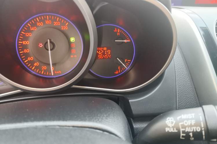 Used Mazda CX-7 2014 2.3T Smart All-Wheel Drive Supreme Edition Odometer Close Up