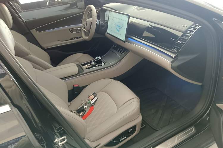 Used BYD Han 2025 DM-i Intelligent Driving Edition 125KM LiDAR Flagship Model